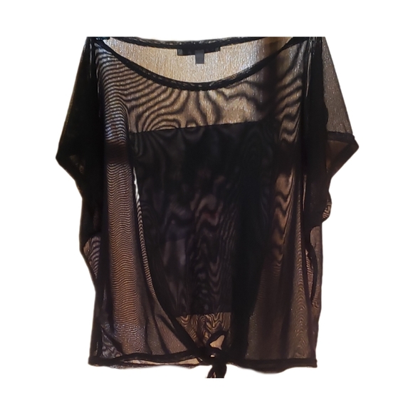 ADORABLE sheer crop top, cartoon print, pre loved, Med, blk net - Picture 2 of 5